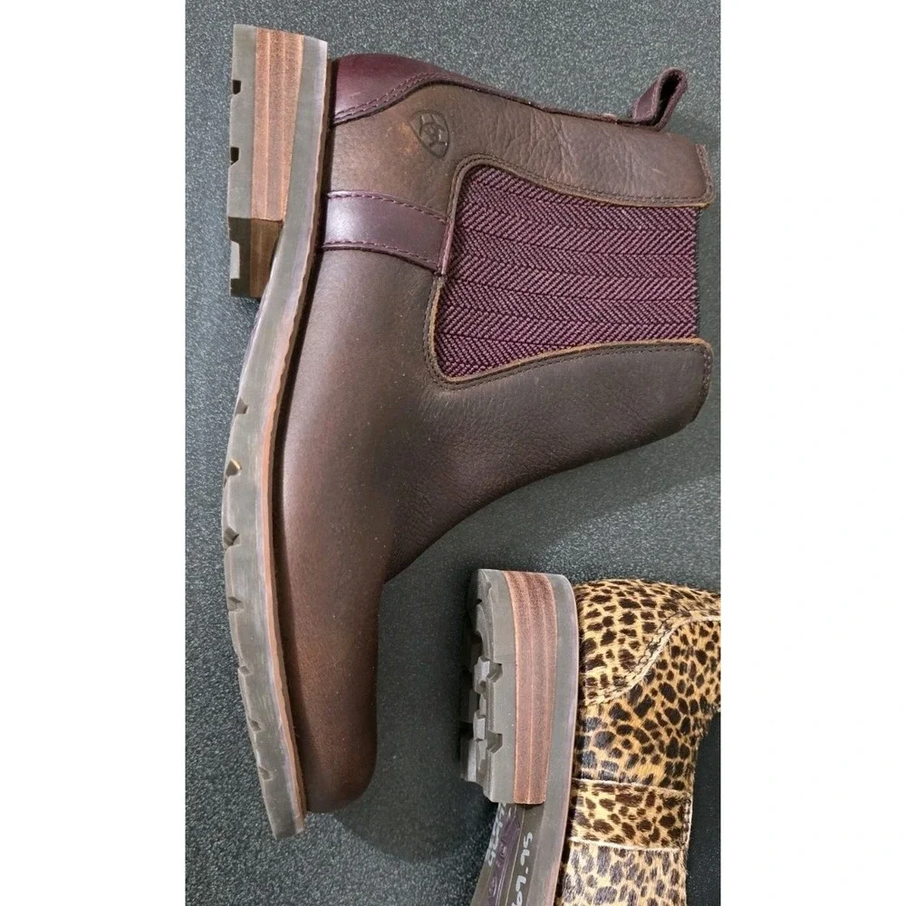 Ariat Women's Wexford Waterproof Leather Lug‎ Sole Chelsea Booties R FOOT ONLY